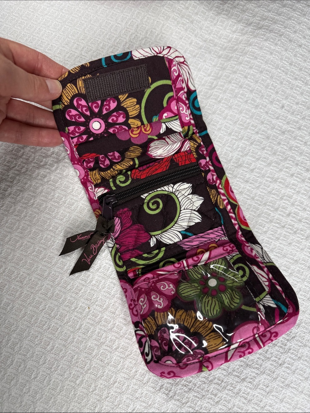 Vera Bradley quilted tote in pink Mod Floral pattern with matching small wallet - Picture 13 of 15